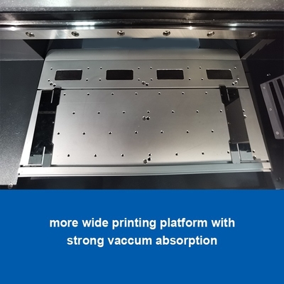 Hochproduktiver UV-Aufkleberdrucker mit 3 TX800-Druckköpfen und 30 cm UV-Roller