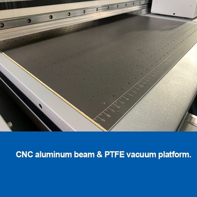 UV-Flachbettdrucker 6090 in großen Farben, ideal zum Drucken auf Plattenmetall, Acryl und mehr